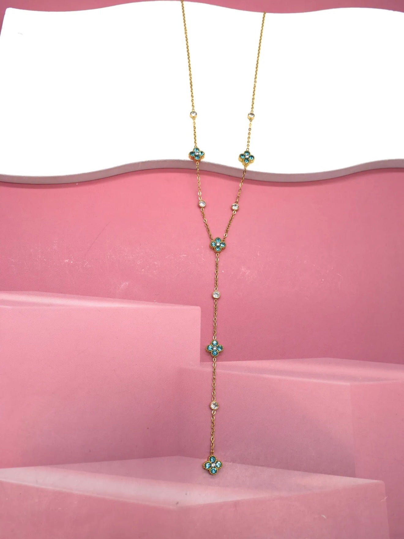 Collier ousra