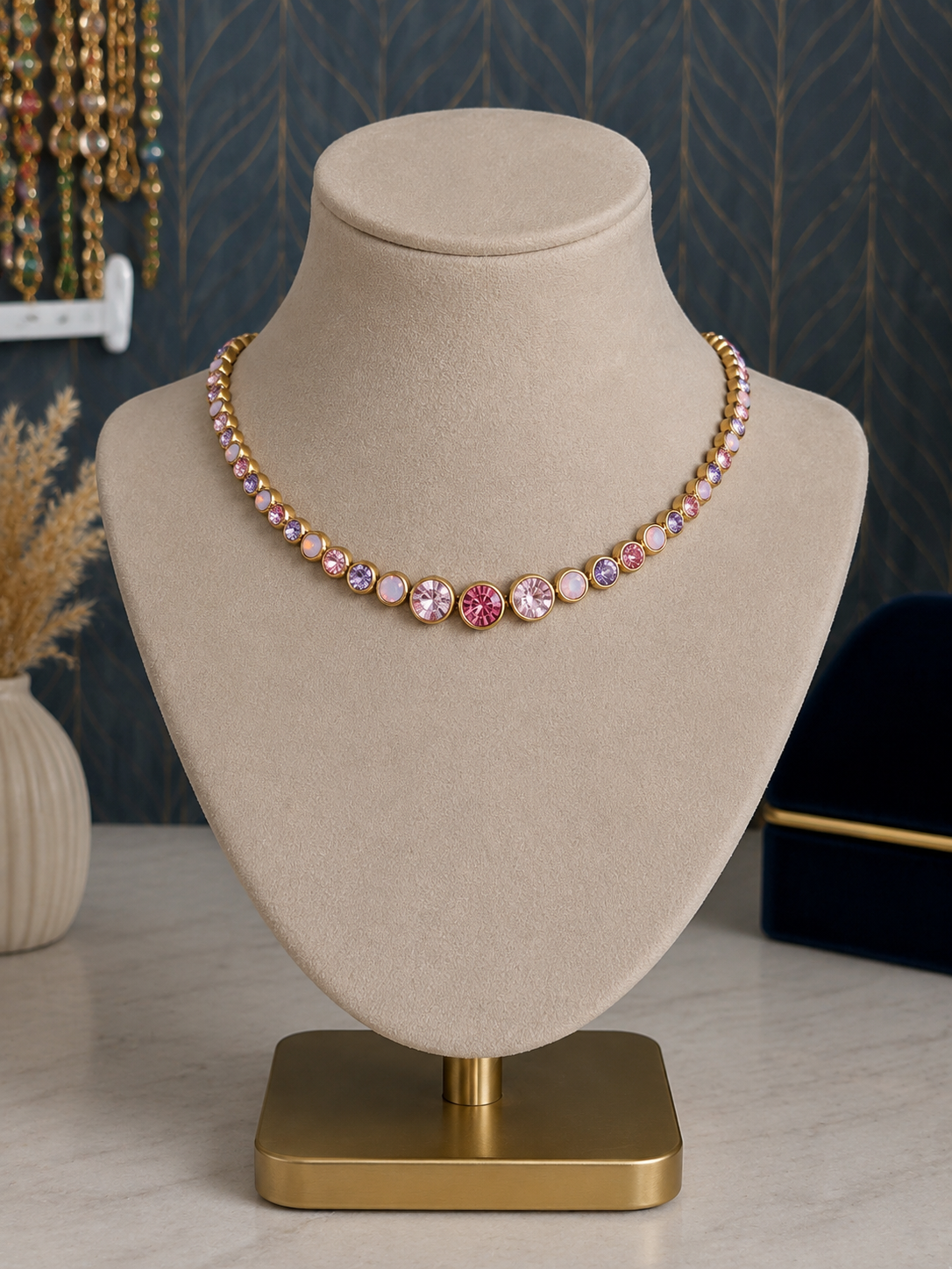 Collier evana
