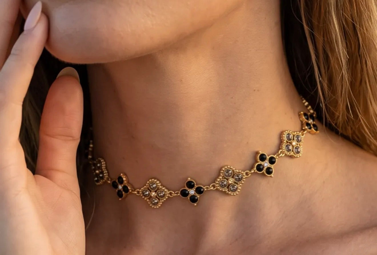 Collier Leila