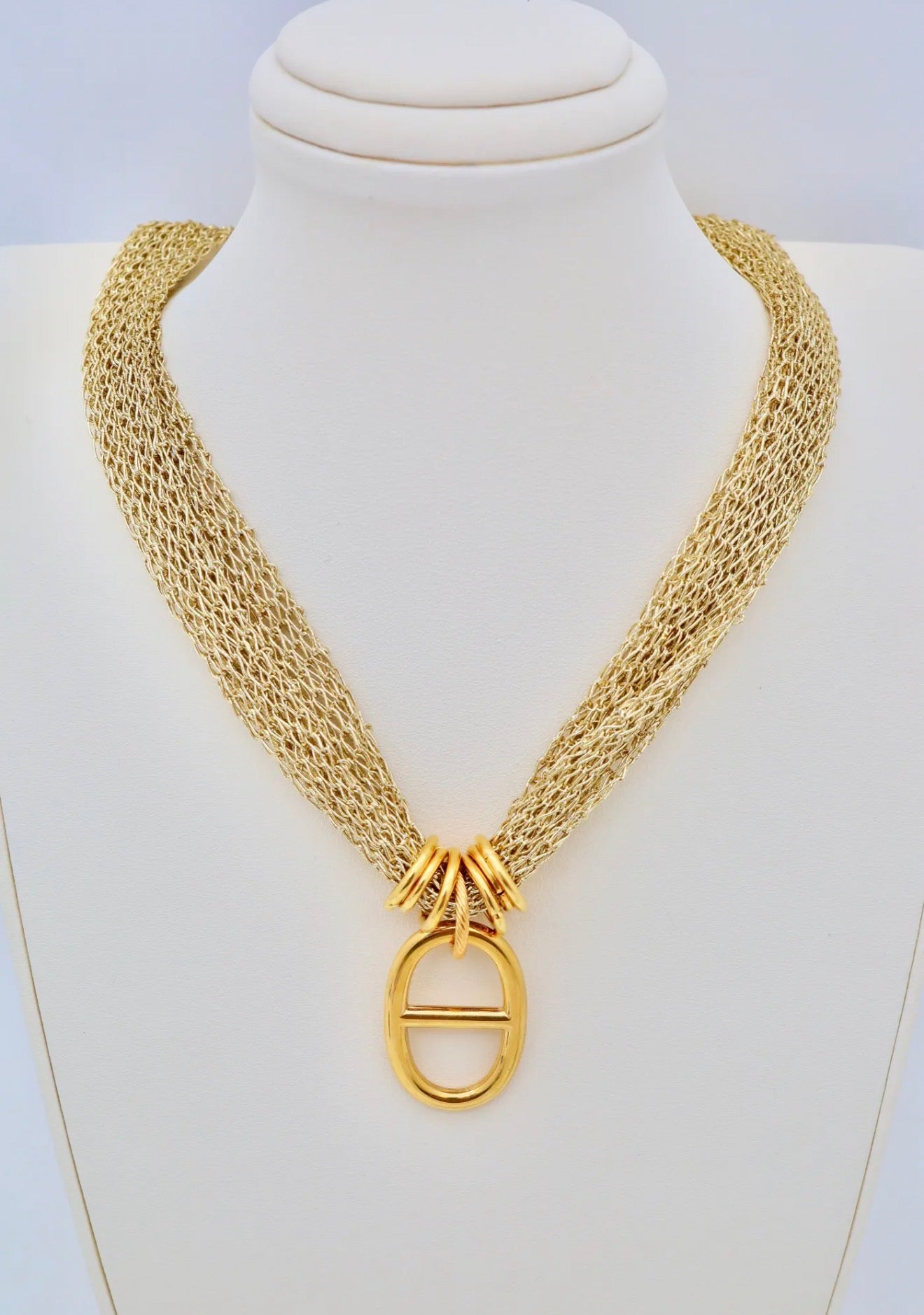 Collier Cassandra