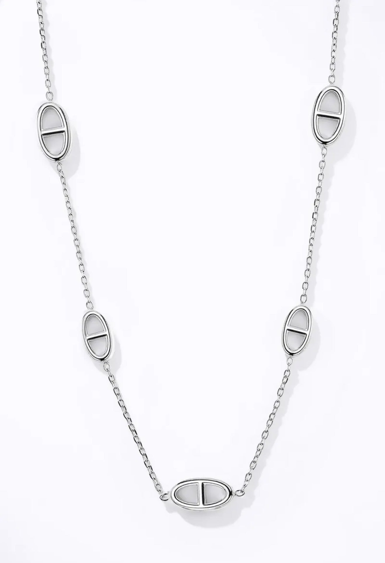 Collier Olivia