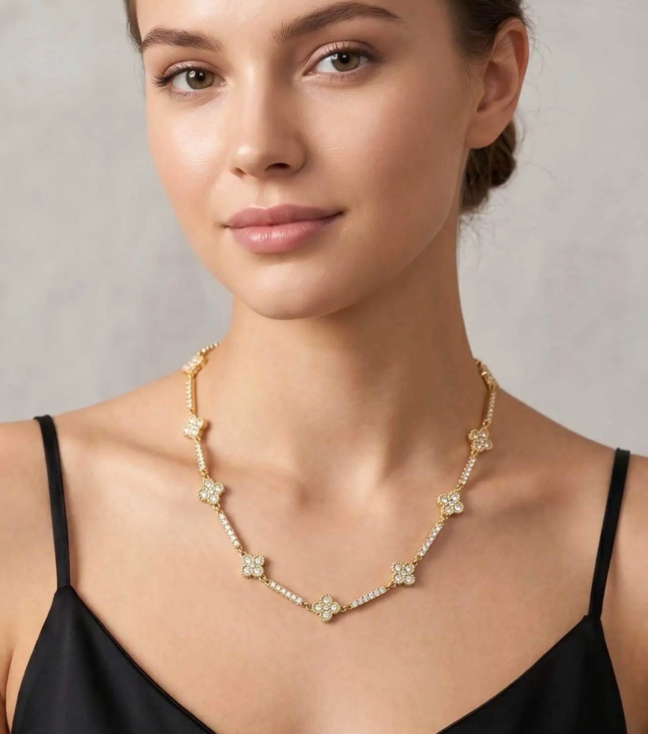 Collier Lina