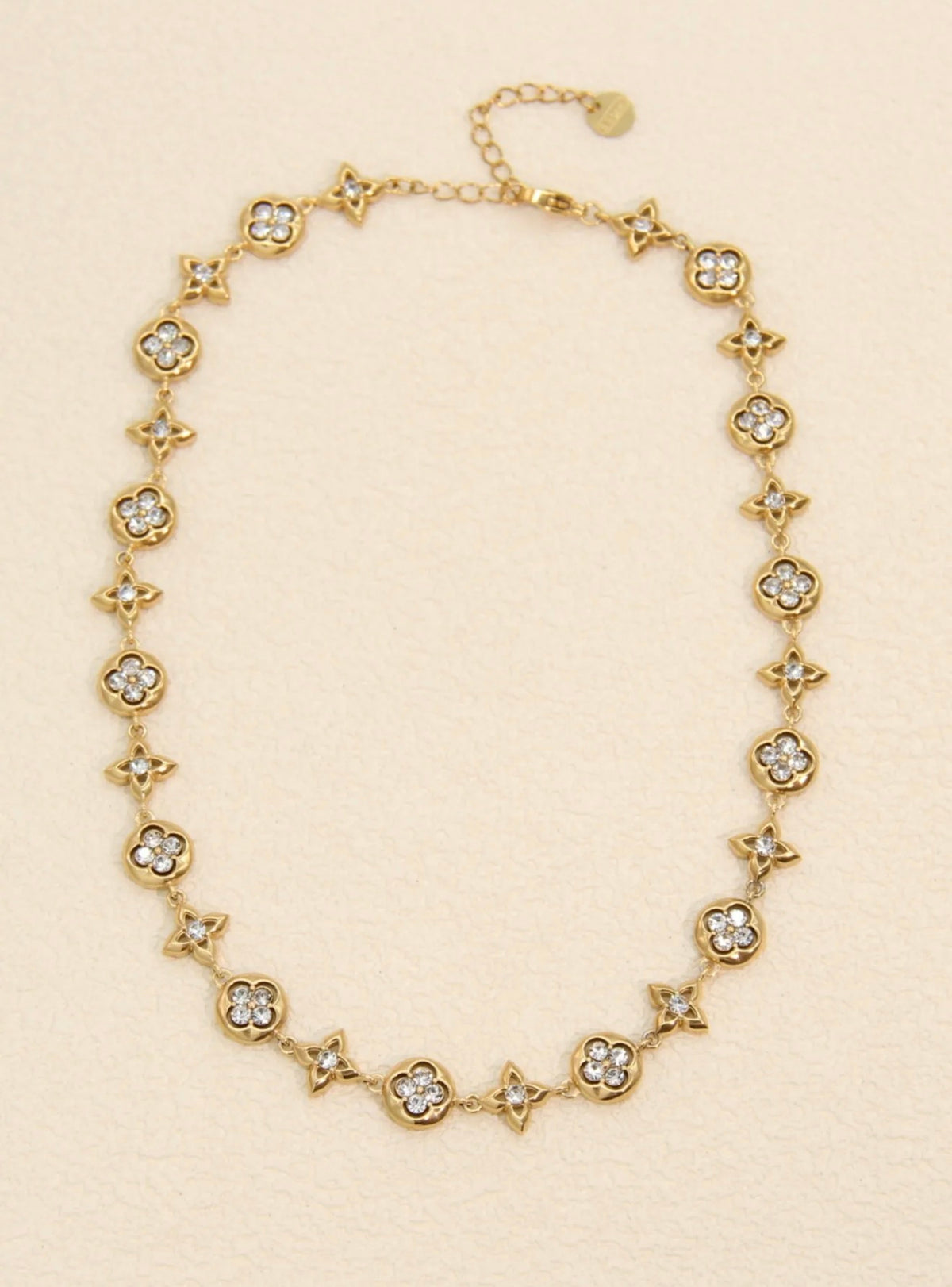 Collier Liam