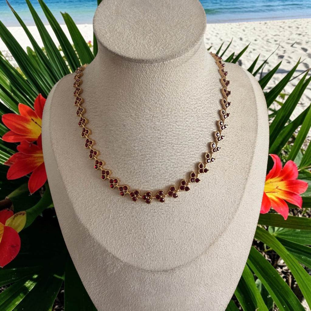Collier Briana
