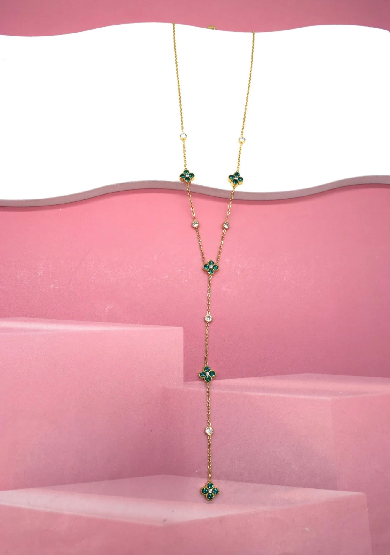 Collier ousra