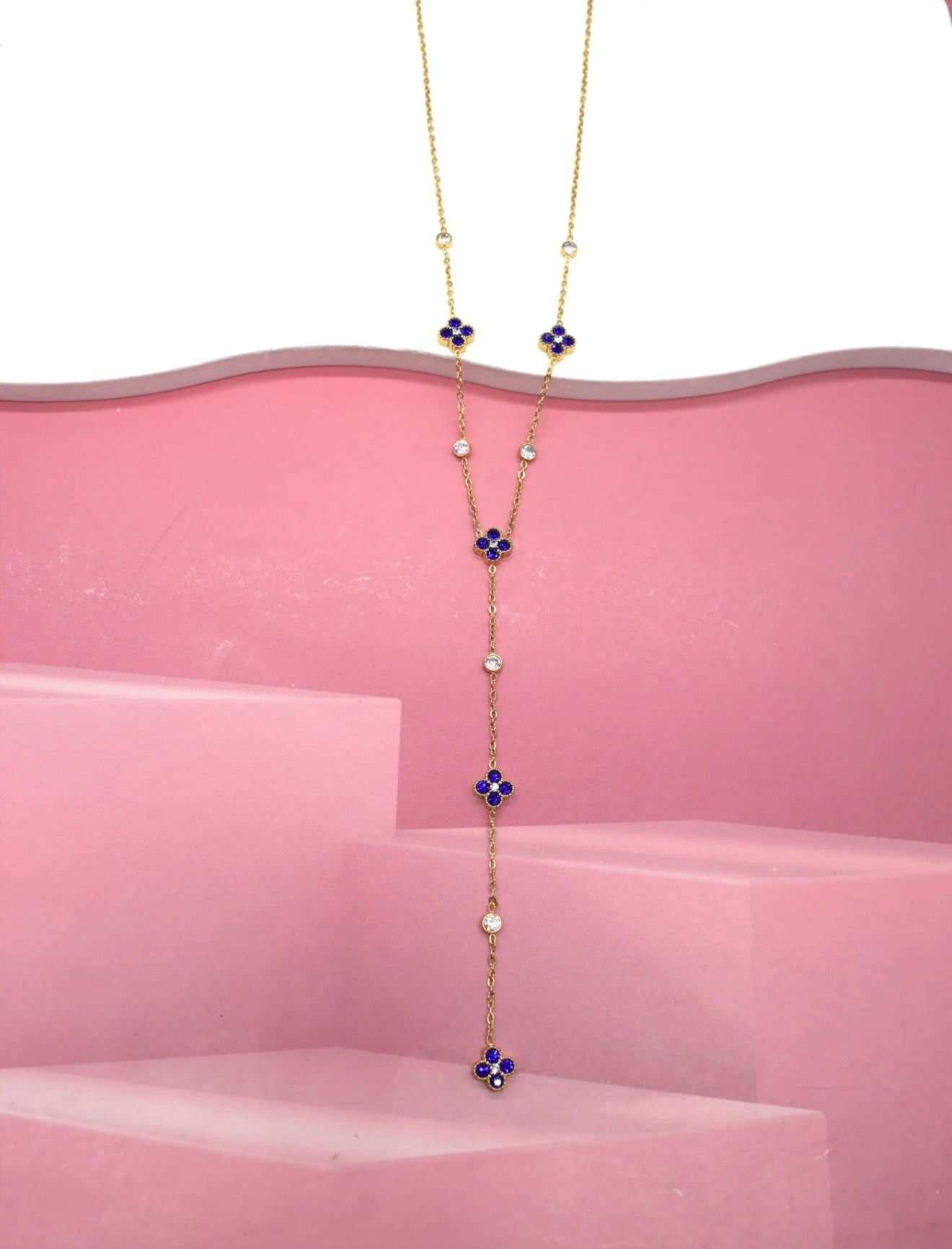 Collier ousra
