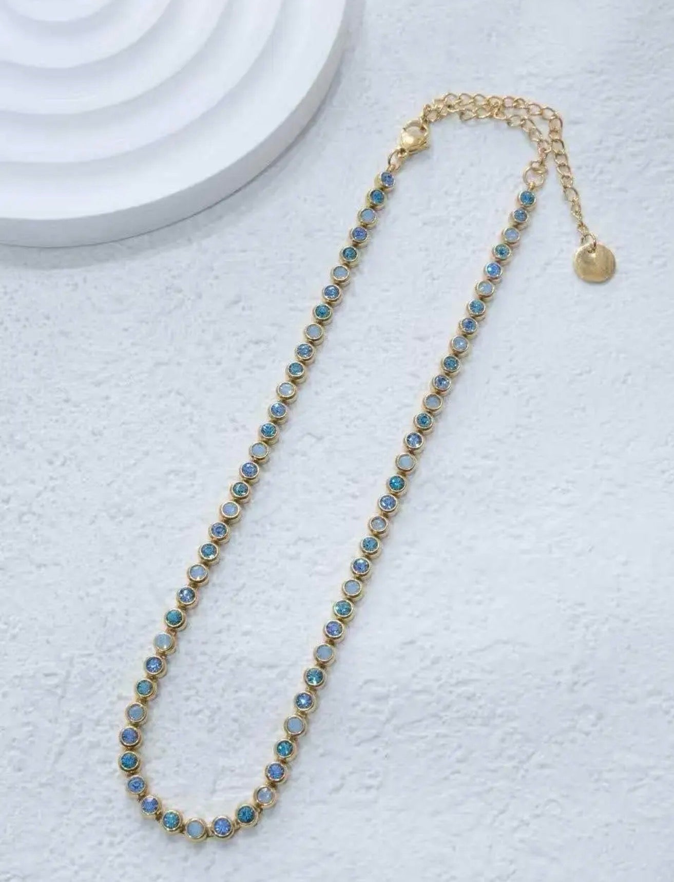 Collier evana