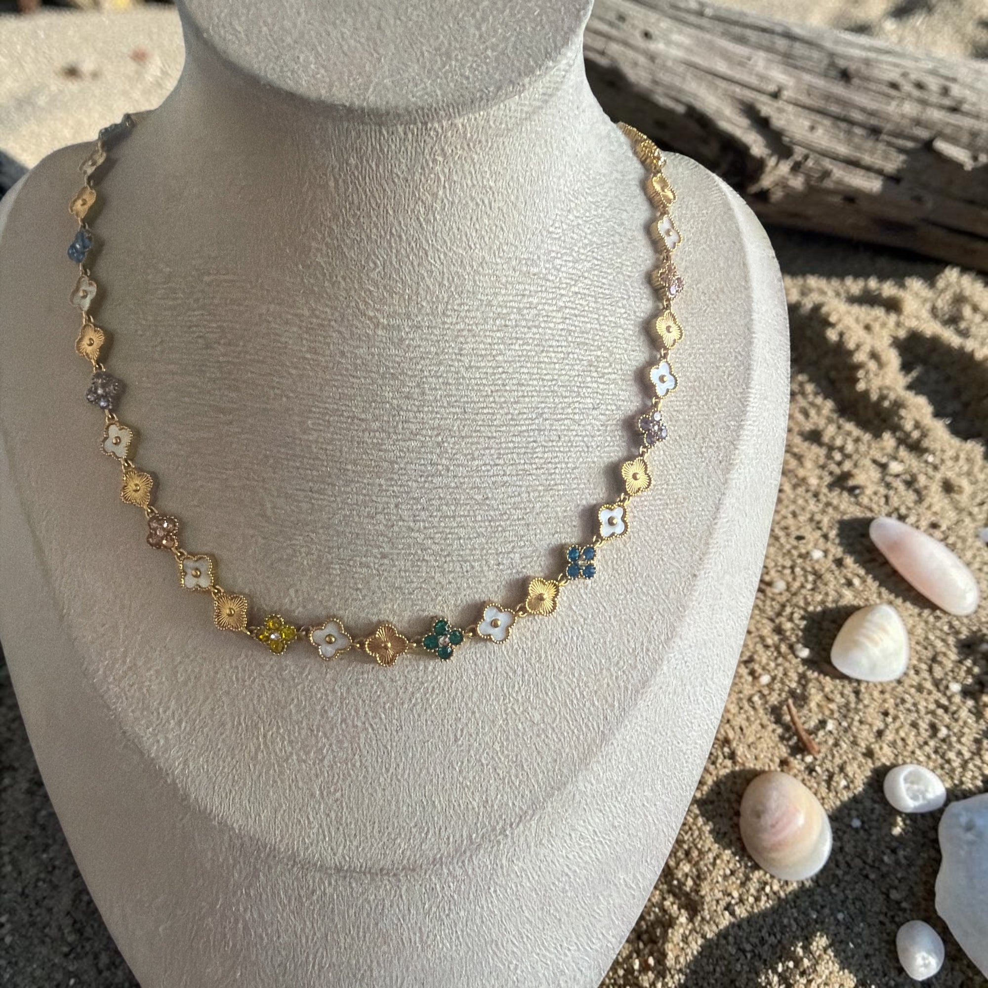 Collier Inaya