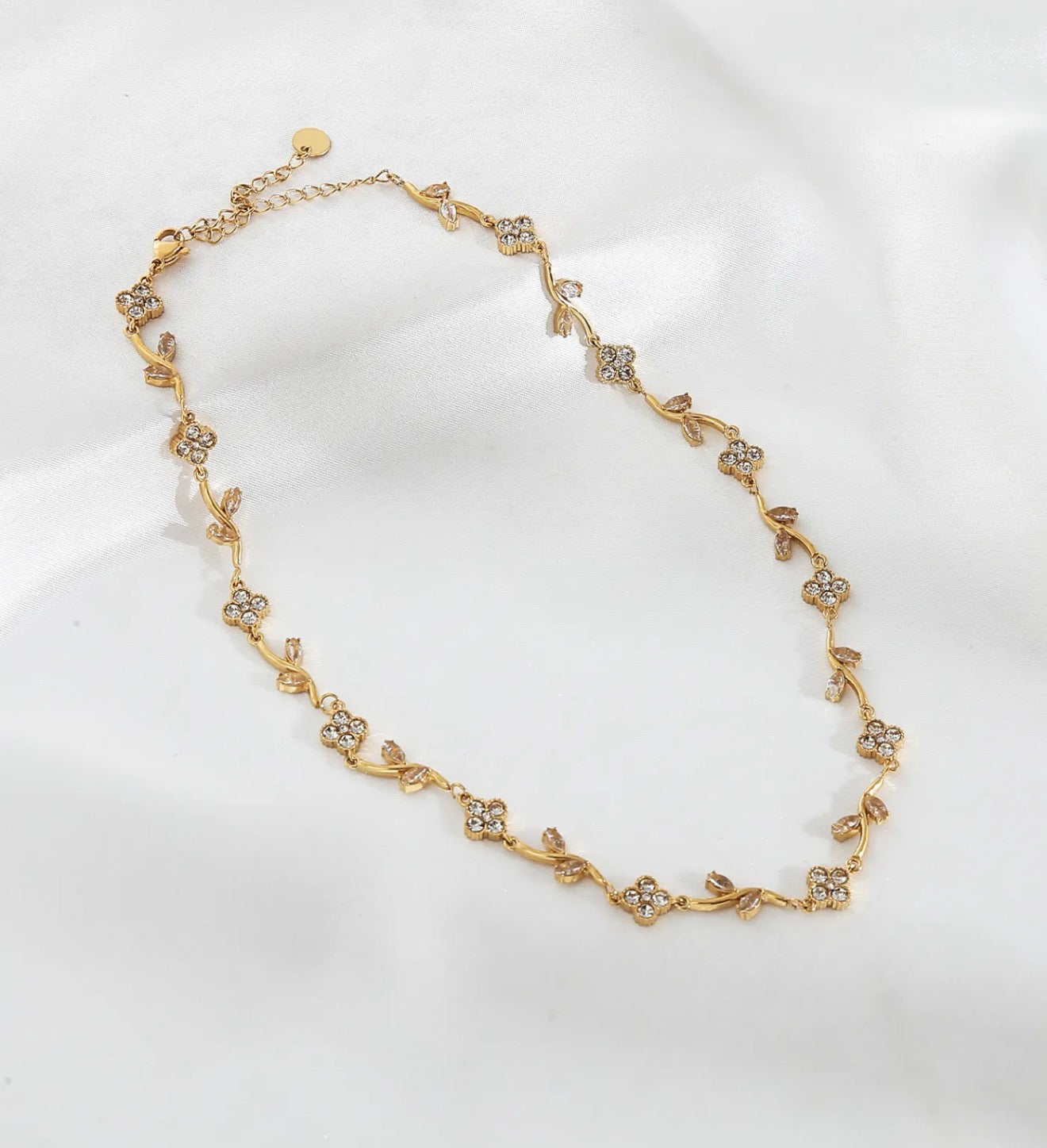 Collier Elina