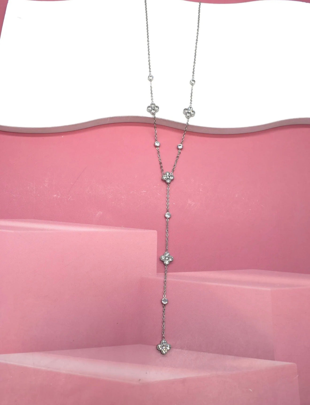 Collier ousra