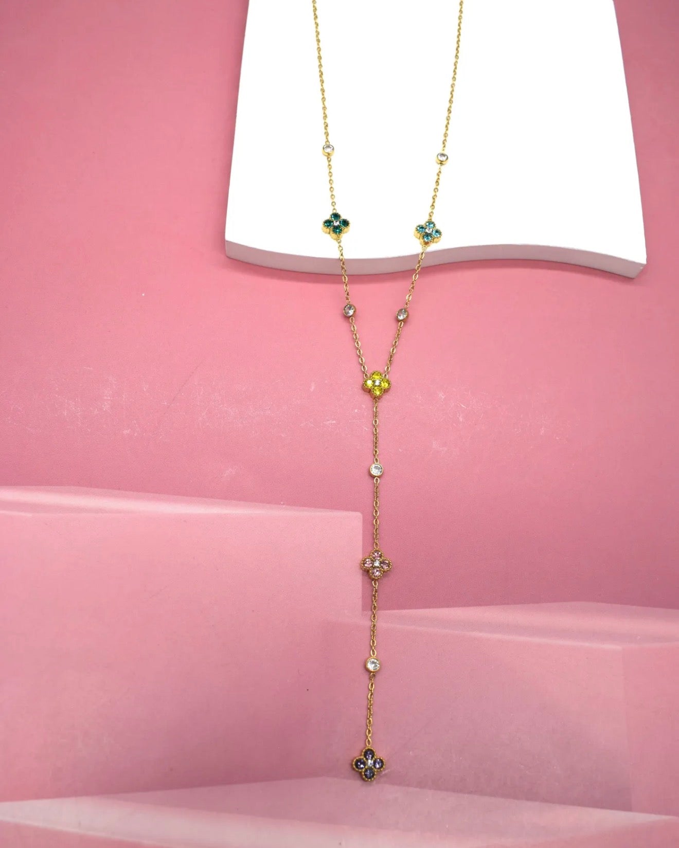 Collier ousra