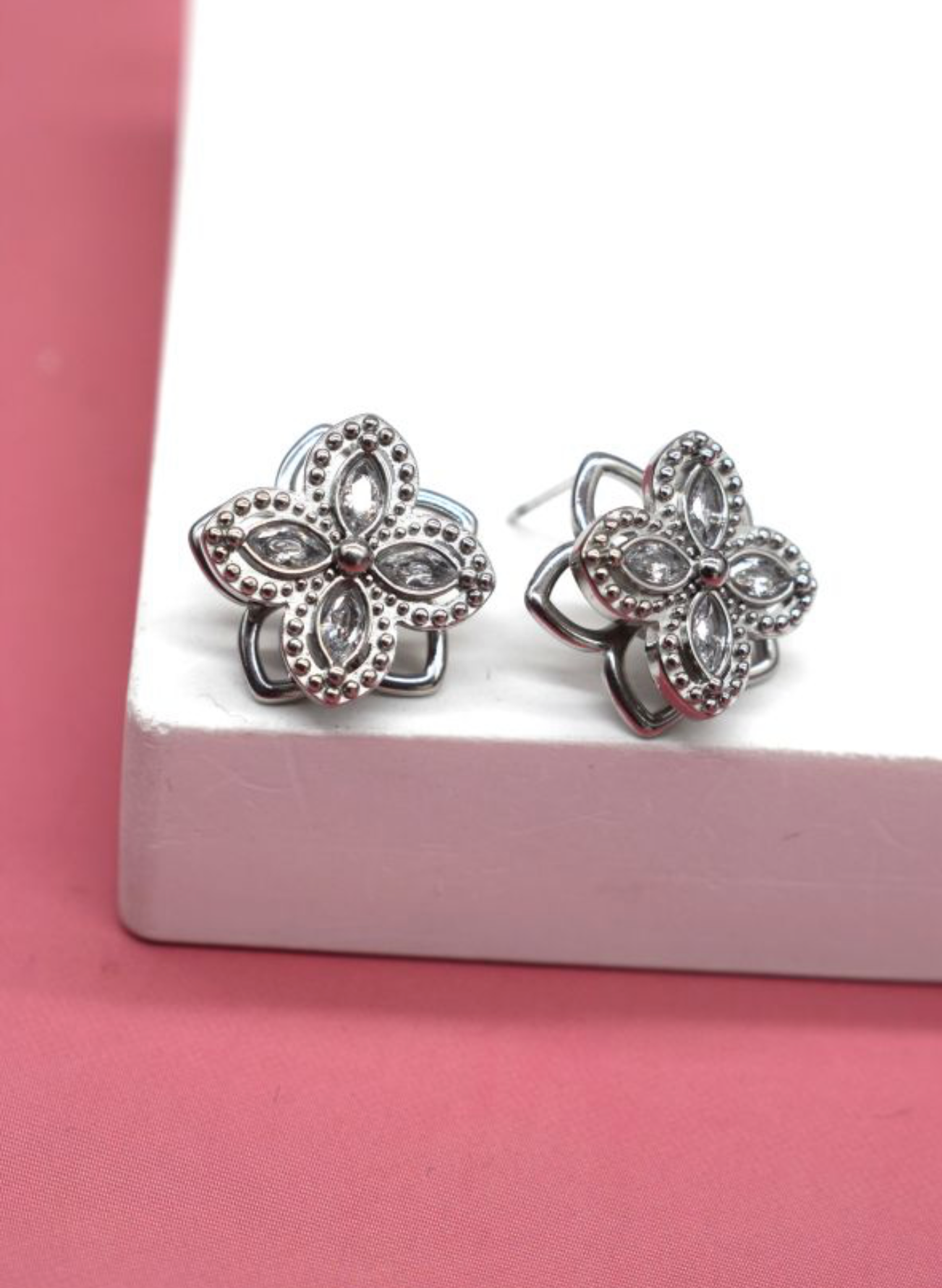 Boucles d’oreilles rotative Estelle