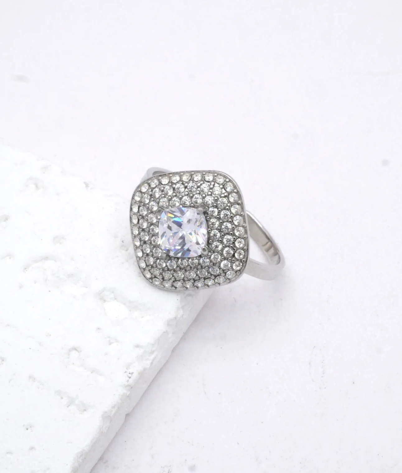 Bague emmy