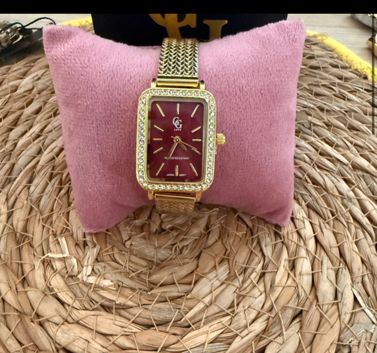 Montre Belinda