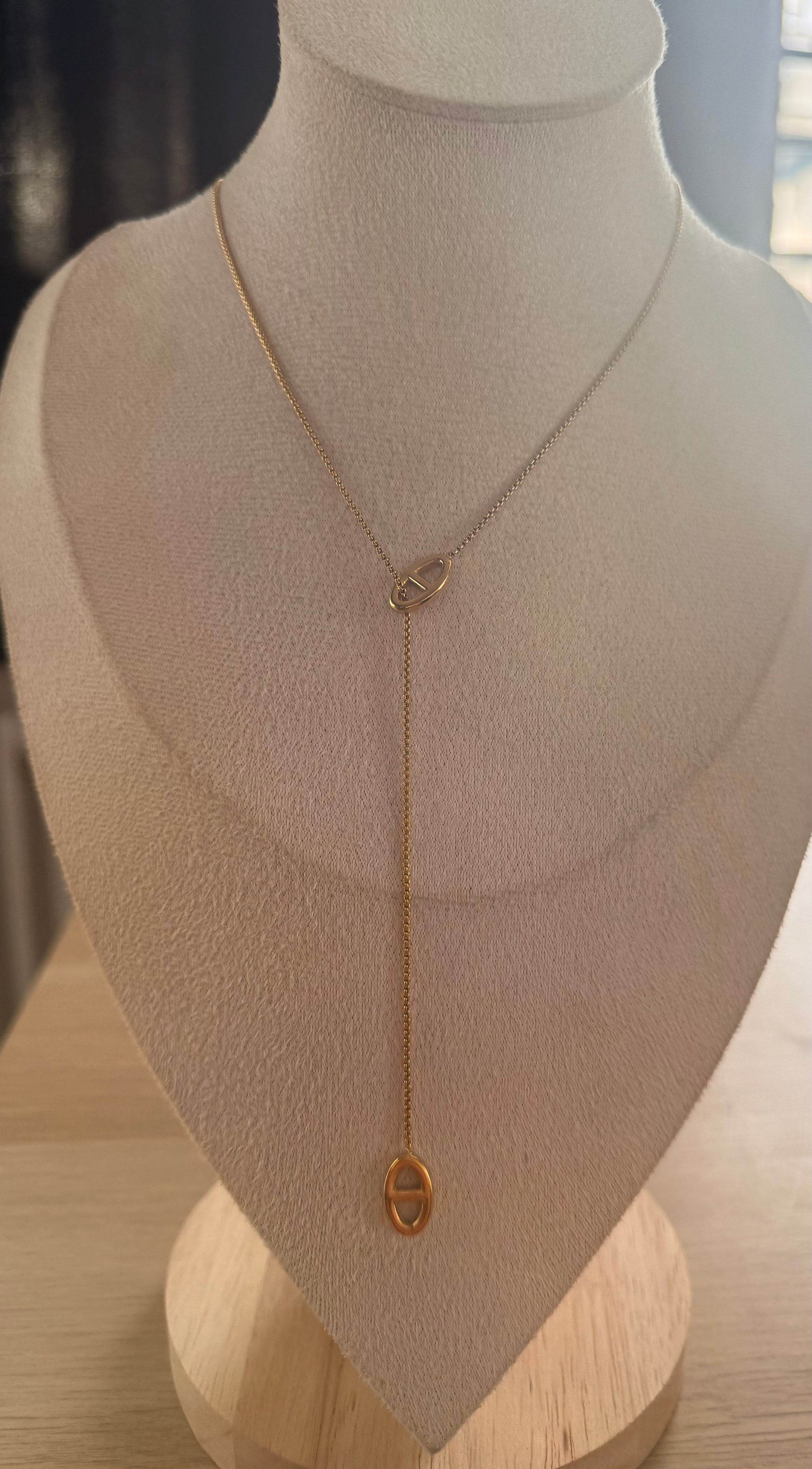 Collier Carla