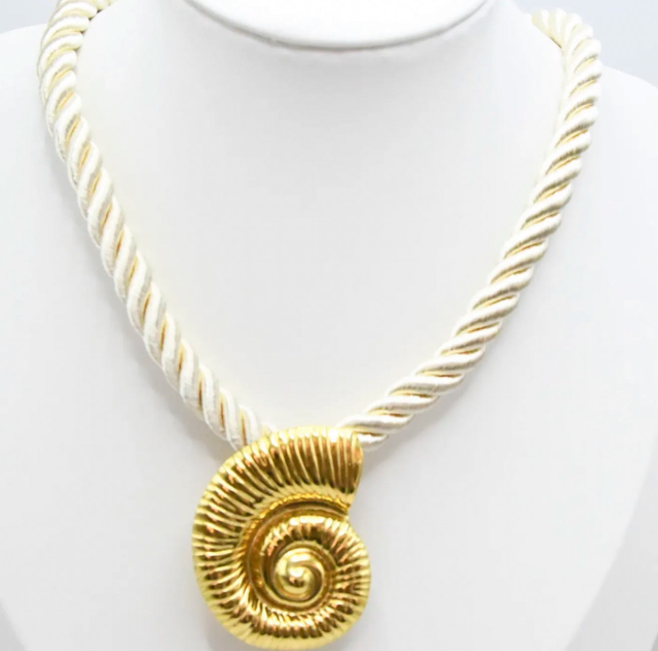 Collier Filipa