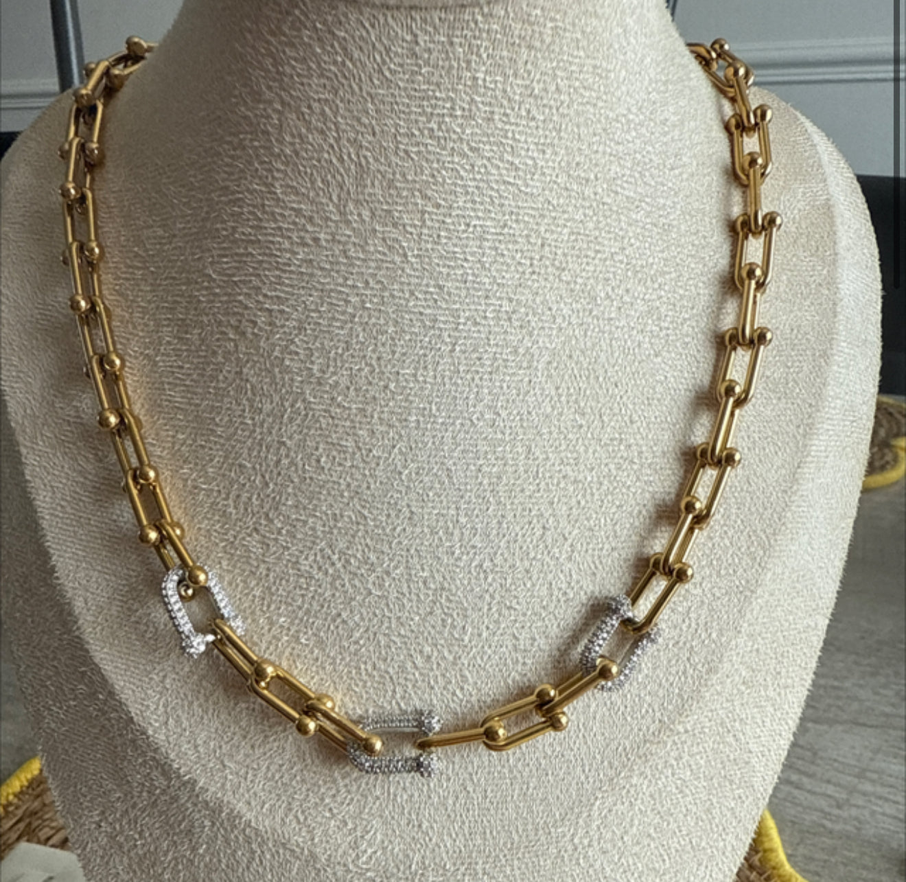 Collier Vanessa