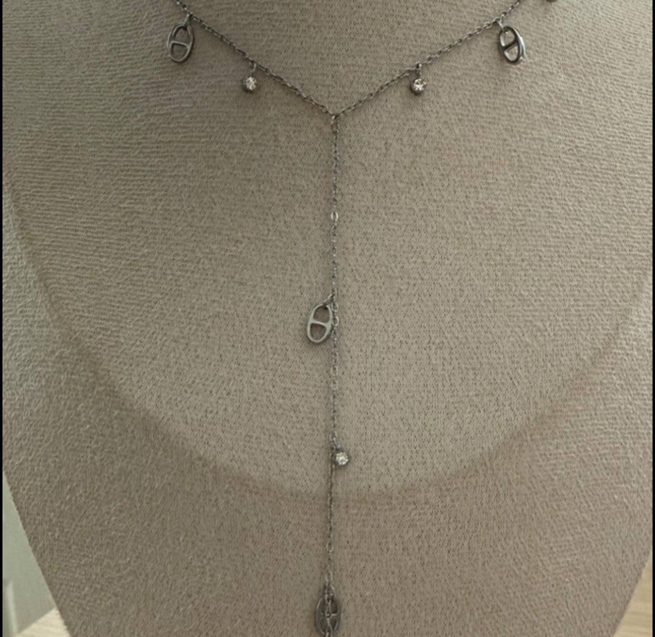 Collier raja