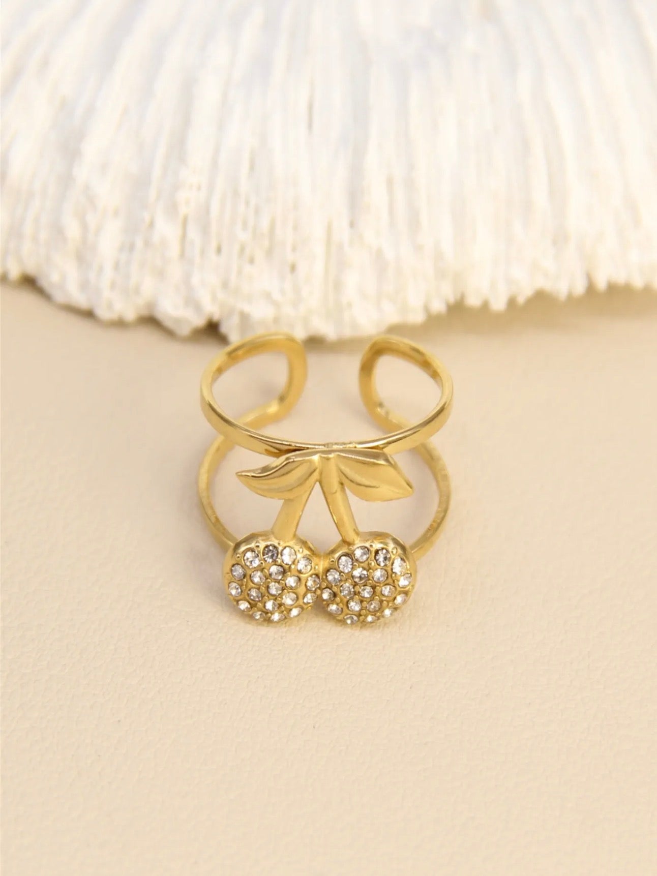 Bague cerise