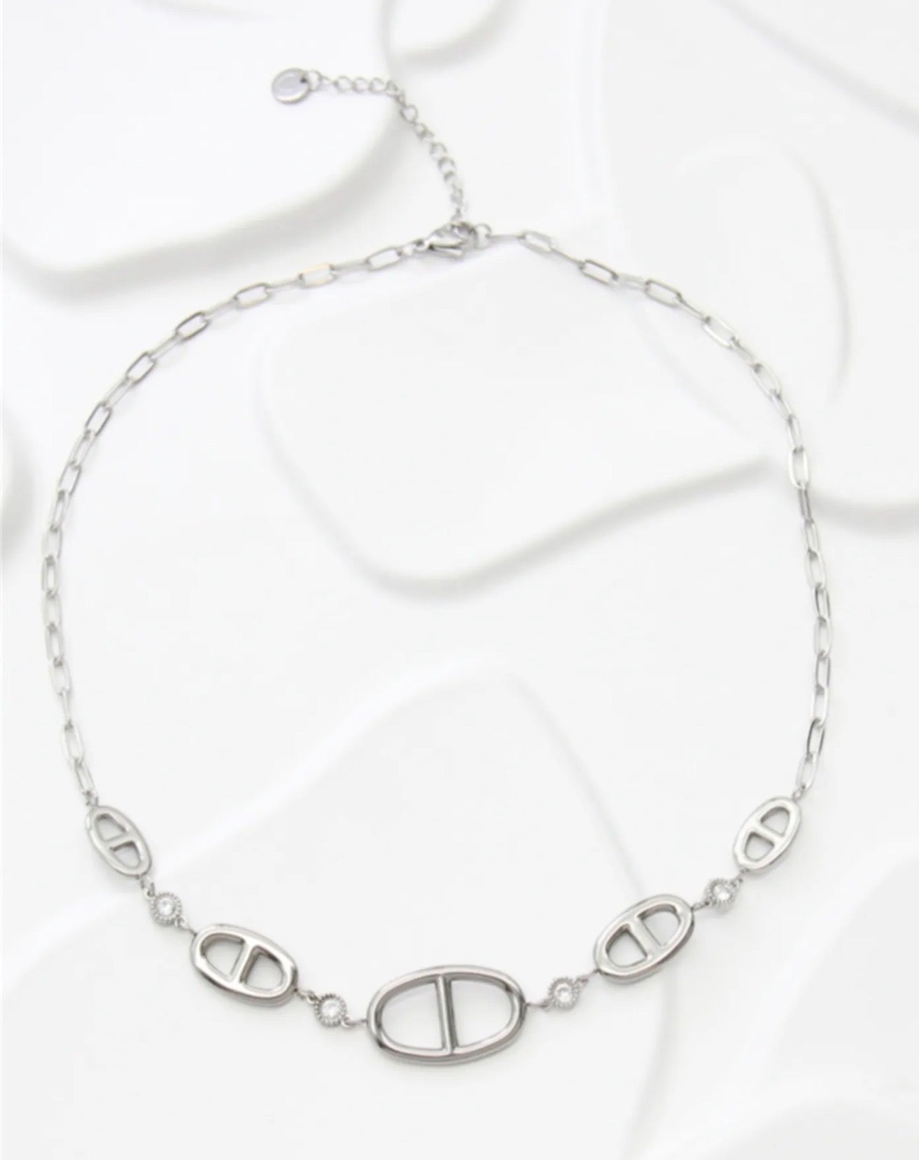 Collier divine